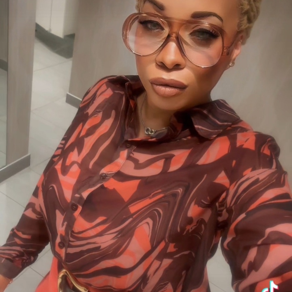 Stylish Red and Black Swirl Blouse B